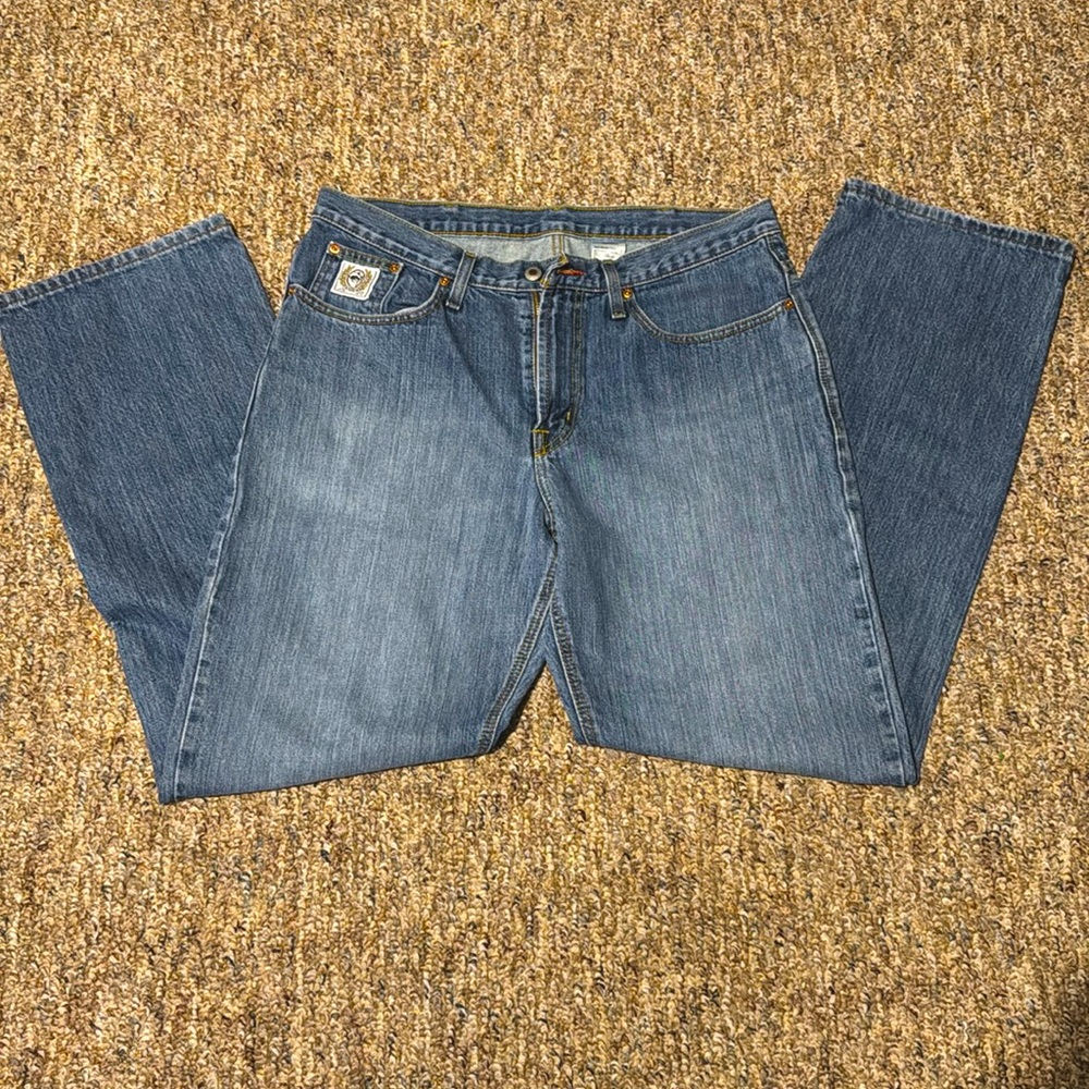 Men’s Cinch jeans. White label size 35 x34